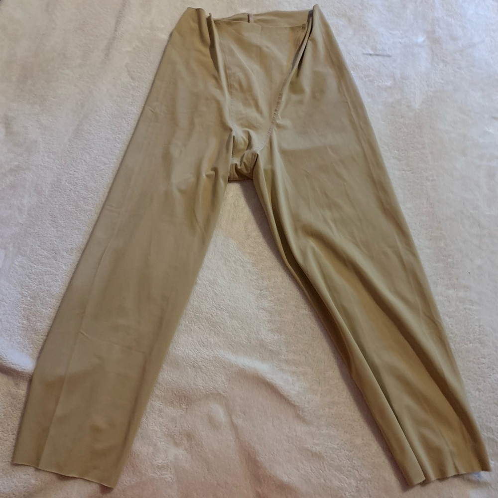 Preston & York Women's tan shapeware bottoms